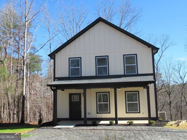 Building Photo - 745 Old Kerns Rd