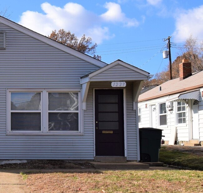 Foto del edificio - 1227 Louisville ave