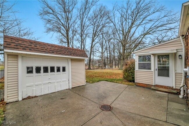 Foto del edificio - 766 E 232nd St