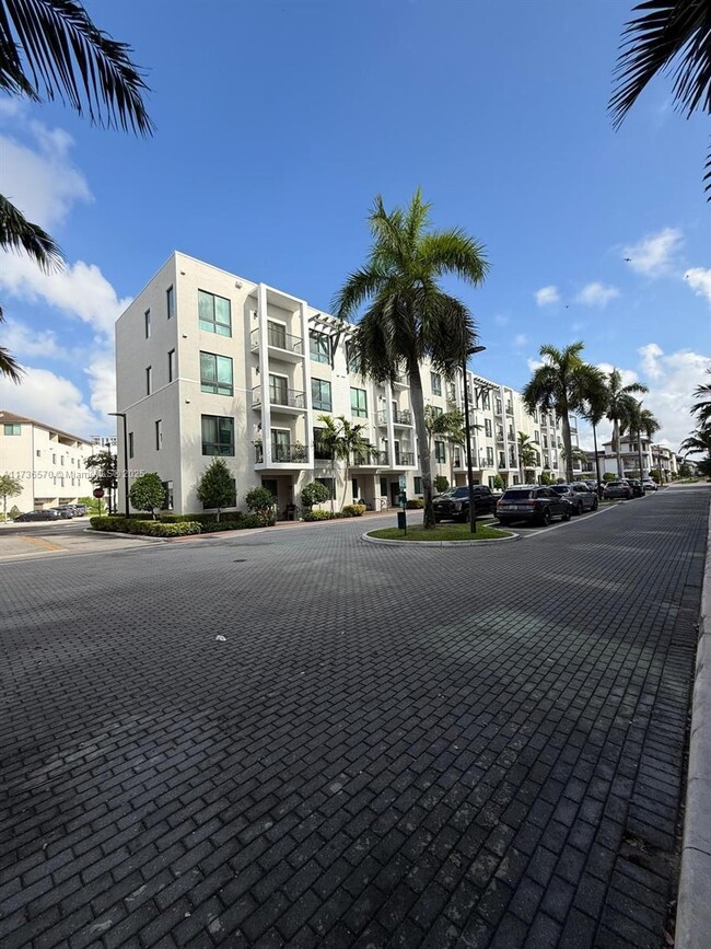 Foto del edificio - 4700 NW 84th Ave