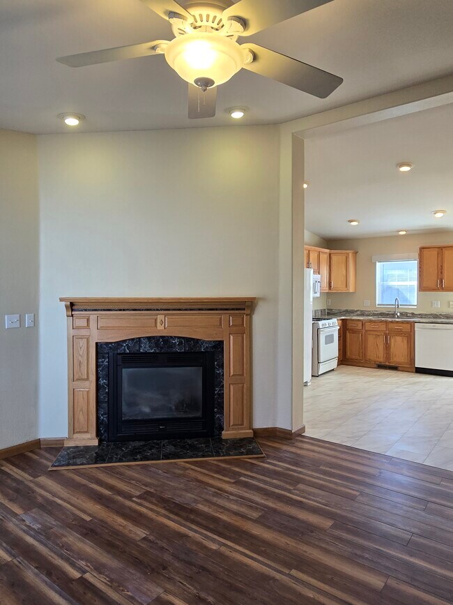 Foto del edificio - 2584 Carriage Dr