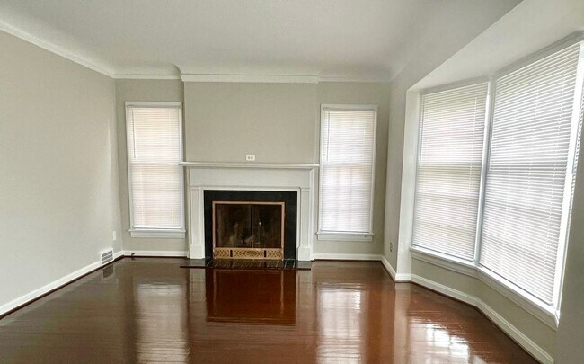 Foto del edificio - 3654 Lynnfield Rd