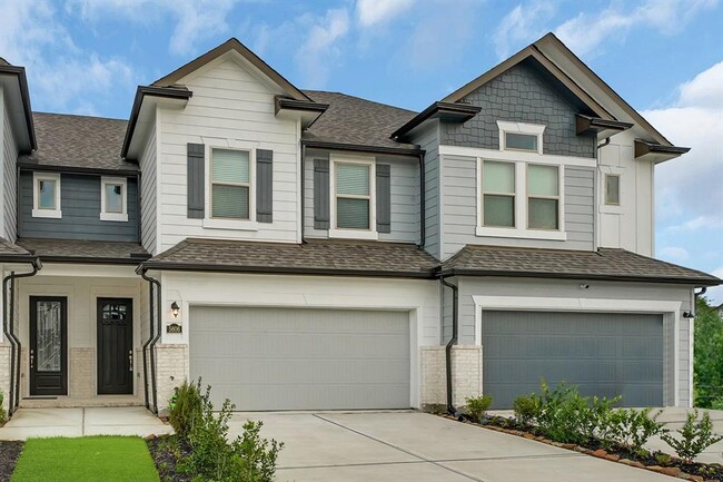 Building Photo - 5606 Hyde Park Dr