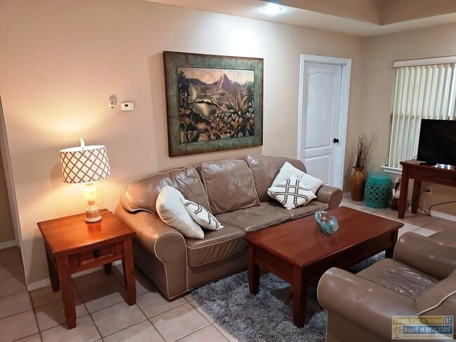 Building Photo - 1 Pinehurst Dr