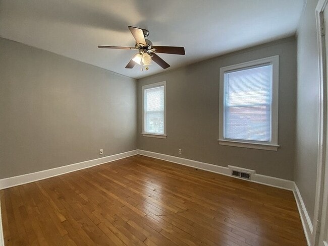 Foto del edificio - Short Term / Spring Semester Rental 224 S....