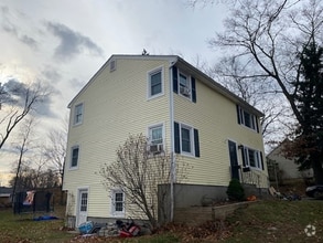 Building Photo - 1 A Mayfair Dr