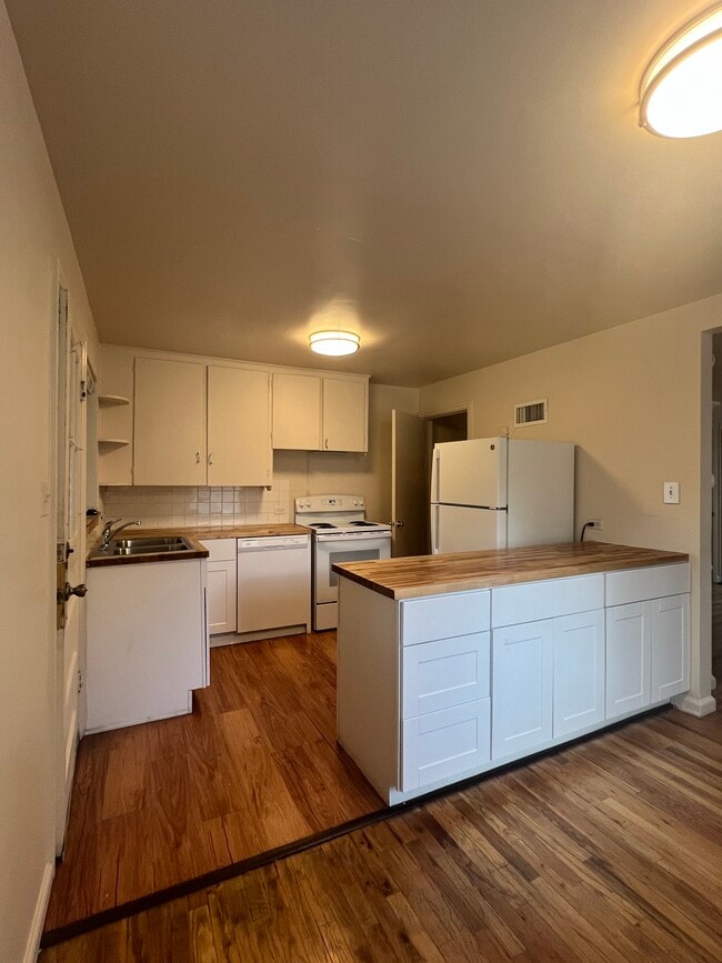 Foto del edificio - 3255 Bellaire St