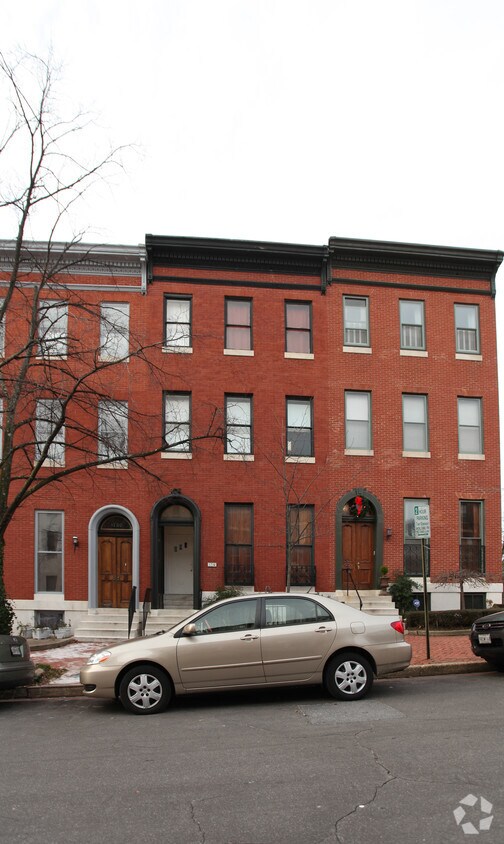 Primary Photo - 1732 Bolton St