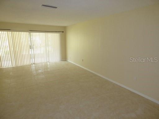 Building Photo - 1246 Villa Ln