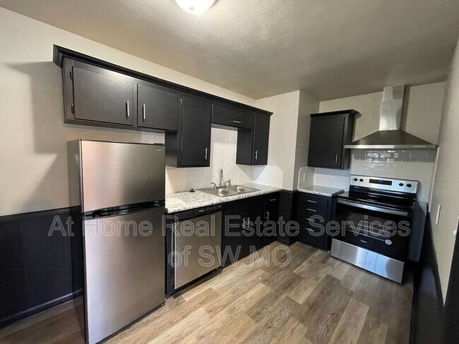 Foto del edificio - 2151 S Fairway Ave