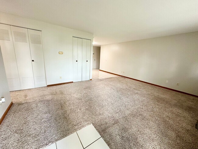 Foto del edificio - 7075 Bartlett Rd