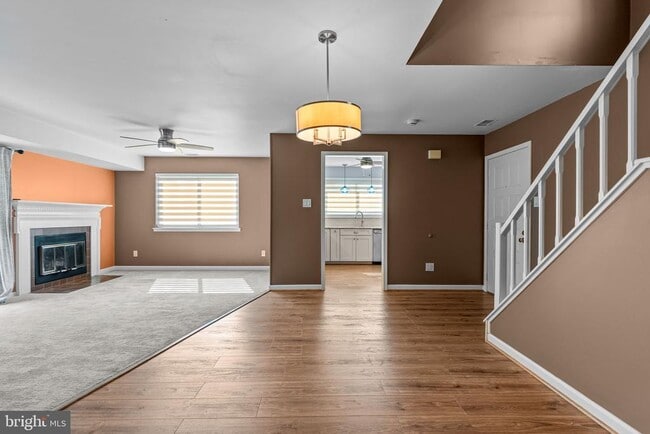 Building Photo - 3 Hillcroft Way