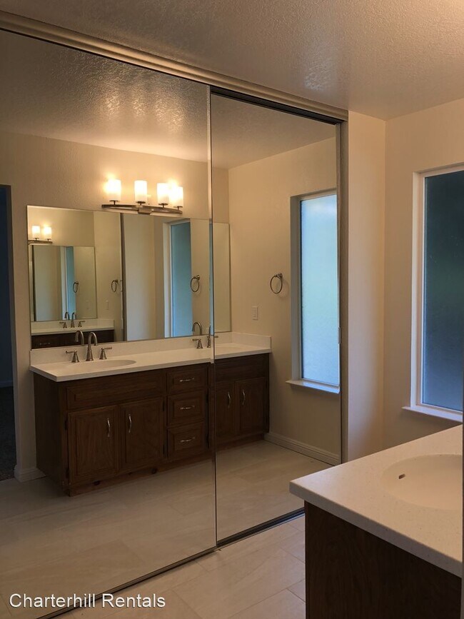 Building Photo - 3 br, 2 bath House - 212 Merner Drive