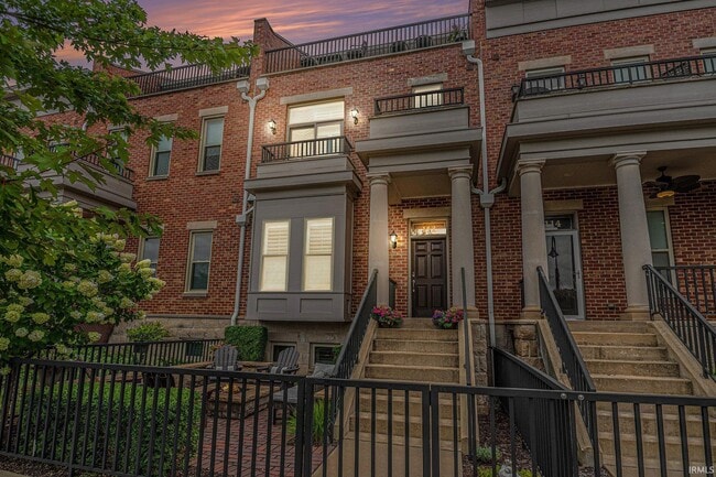 Building Photo - 112 S Niles Ave