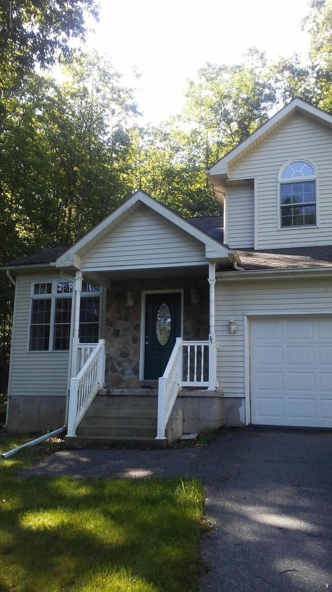 Foto del edificio - 165 Debbie Dr