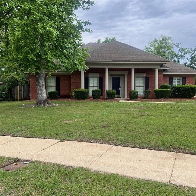 Building Photo - 8706 Twelve Oaks Ln