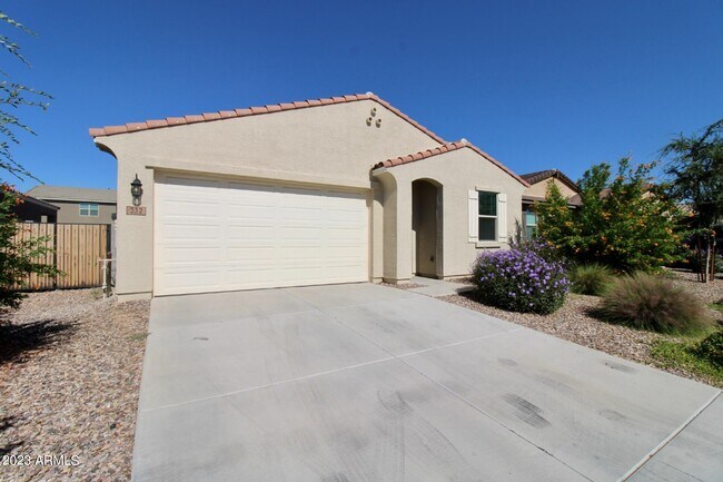 Building Photo - 332 Pelipa Dr