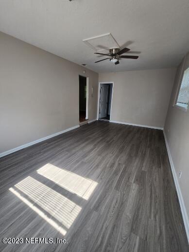 Foto del edificio - 4282 Forest Blvd