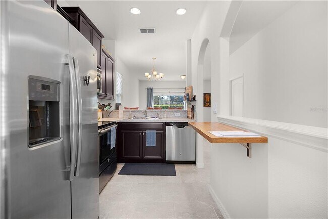 Building Photo - 107 Phillip Scott Dr