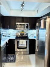 Building Photo - 8820 SW 123rd Ct