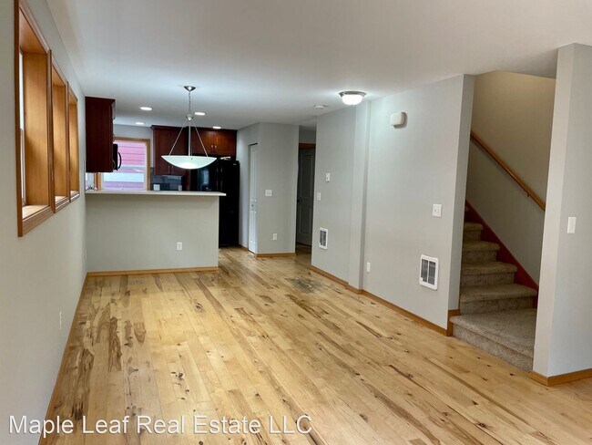 Building Photo - 3 br, 2.5 bath House - 4826 Delridge Way S...