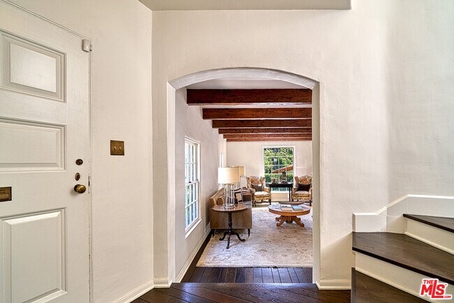 Building Photo - 2097 Outpost Dr