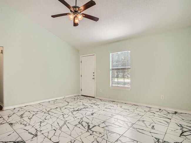 Building Photo - 117 Del Rey Ct