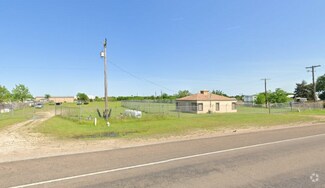 Building Photo - 1901 S Business 45