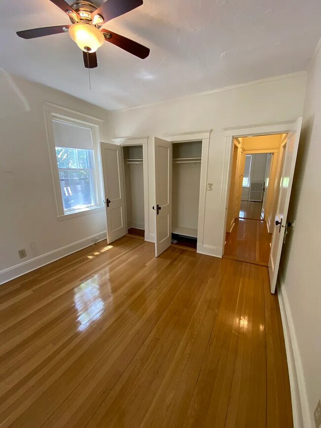 Foto del edificio - 20 Alton Pl