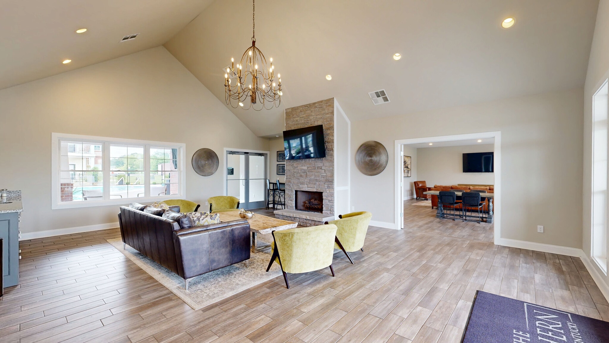 Clubhouse at 442 Bourbon Street virtual tour