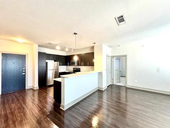 Foto del edificio - 1340 W Gray St