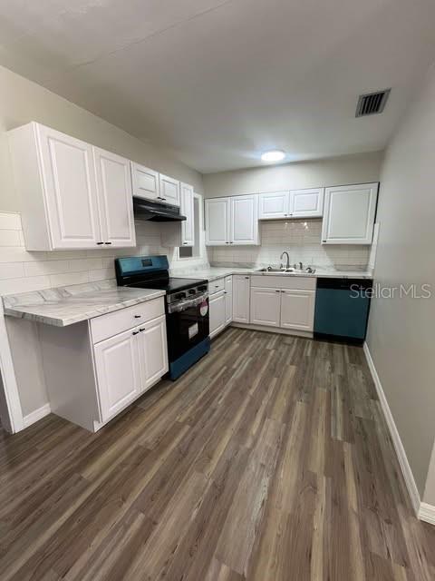 Foto del edificio - 215 W Valencia St