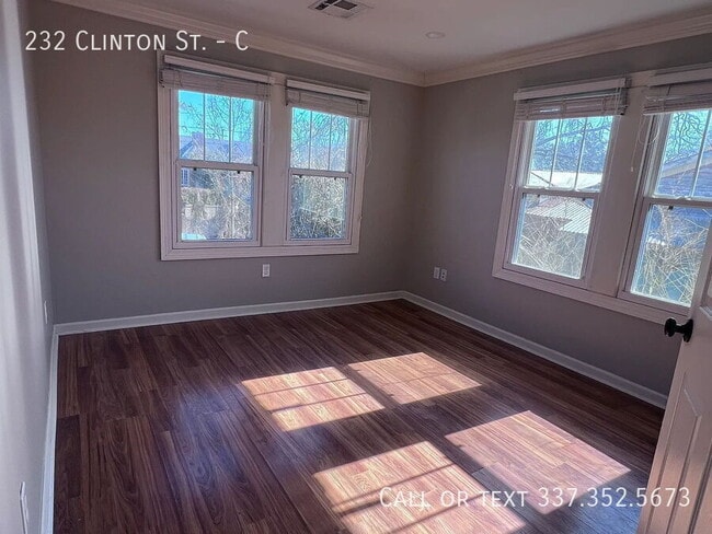 Building Photo - 232 Clinton St