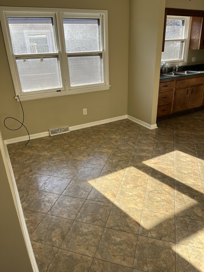 Dining Room - 36 Seminole Ave