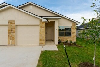 Building Photo - 912 Cherry Laurel Ln