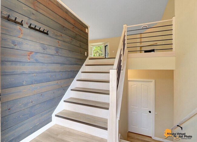 Foto del edificio - COMING SOON! Stunning Updated Eagle River Home with Expansive Mountain Views