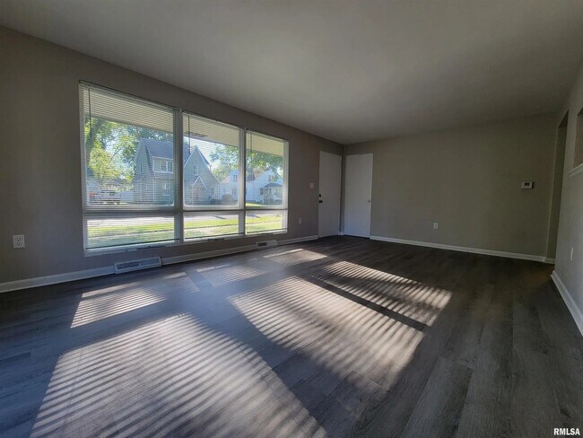 Foto del edificio - 1111 Summer St