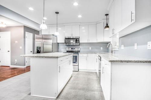 Building Photo - 3345 Eisenhower Cir SE