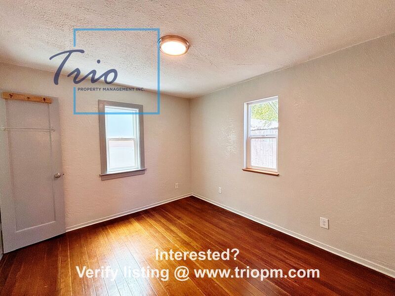 Foto principal - 1045 W 8th Alley