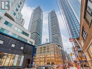 Building Photo - 115 Blue Jays Way