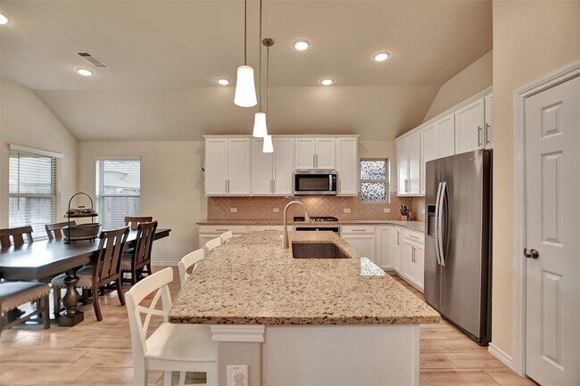 Foto del edificio - 9730 Hazel Fern Ct