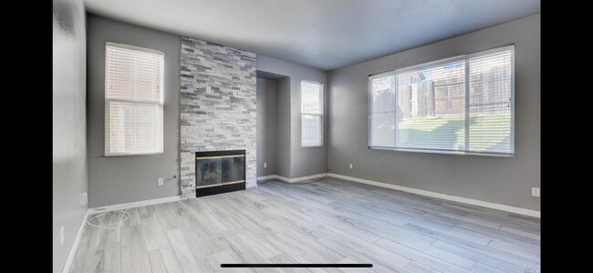 Building Photo - 1214 Swan Lake Dr