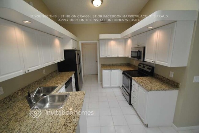 Foto del edificio - 8548 Eagle Run Dr