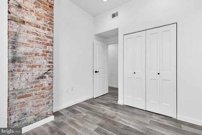 Foto del edificio - 506 H St NE