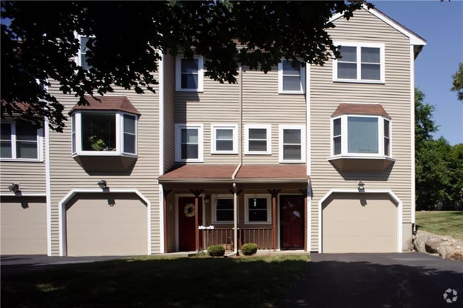 Building Photo - 200 Heroux Blvd
