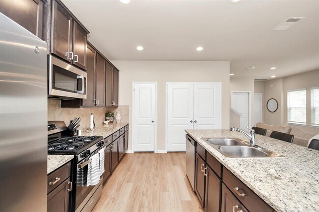 Foto del edificio - 11834 Beachberry Dr
