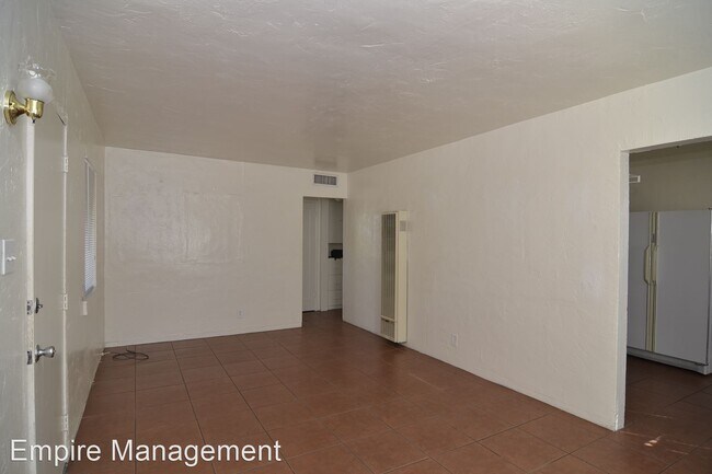 Foto del edificio - 4 br, 2 bath House - 1810 E. Water St