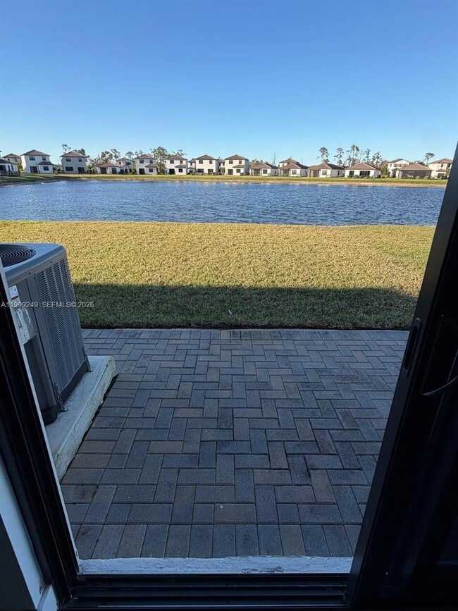 Building Photo - 5669 CERVA LN Ave