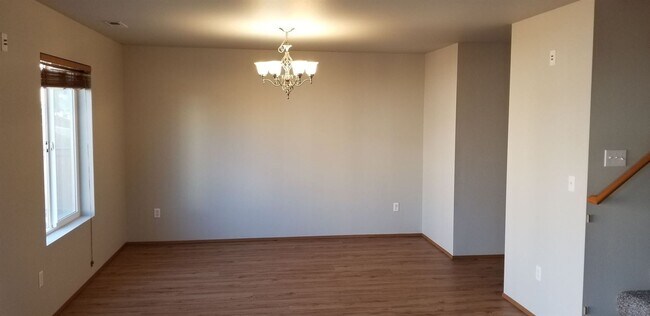 Building Photo - 3 br, 2.5 bath House - 4395 Wigeon Ave SW