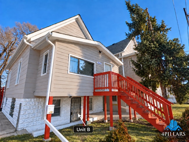Building Photo - 5647 Sohl Ave